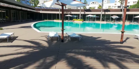 Terrasse composite CDECK — Hôtellerie & restauration, coloris Chocolat