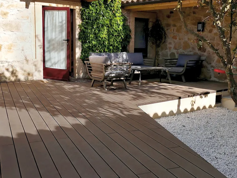Terrasse composite CDECK®, teinte Chocolat