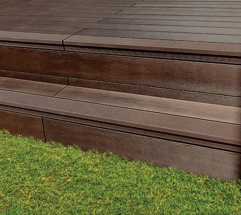 Nez de marche — terrasse composite CDECK, coloris Chocolat
