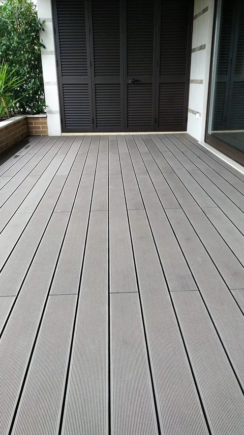 Terrasse composite CDECK — Balcon & petits espaces, coloris Chocolat