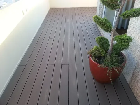 Terrasse composite CDECK — Balcon & petits espaces, coloris Chocolat