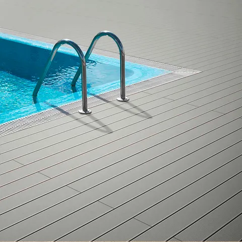 Terrasse composite CDECK — Tour de piscine, coloris Gris
