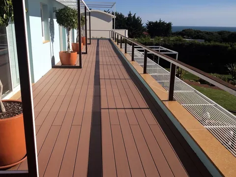Terrasse composite CDECK — Balcon & petits espaces, coloris Bois Rouge