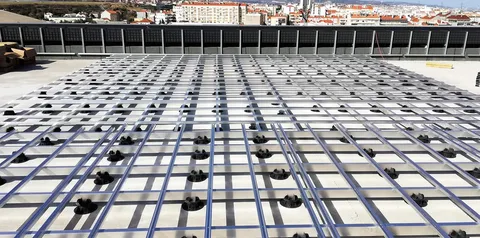 Terrasse composite CDECK — Sous-structure