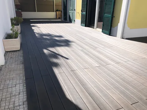 Terrasse composite CDECK — Balcon & petits espaces, coloris Dark Walnut
