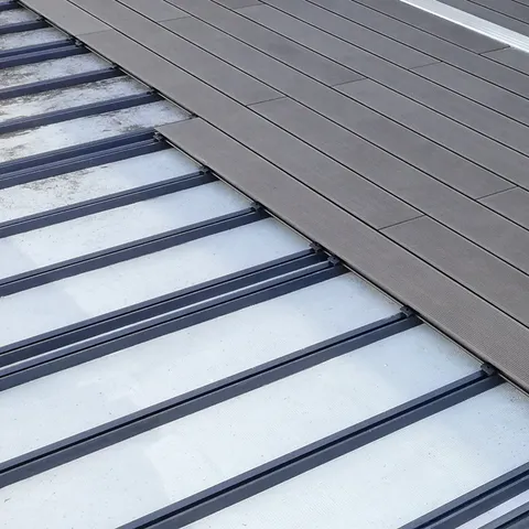 Terrasse composite CDECK — Sous-structure