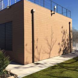 Composite facade cladding CWALL in Redwood
