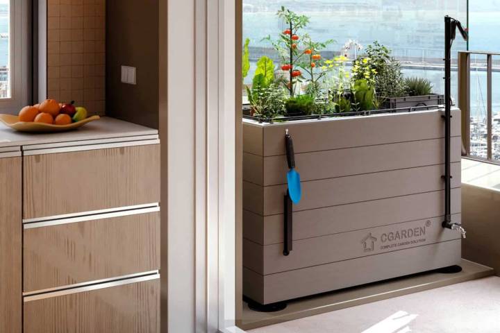 Horta urbana CGARDEN Urban em varanda de cozinha