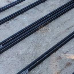 Apoios de pvc na instala&ccedil;&atilde;o de deck comp&oacute;sito CDECK