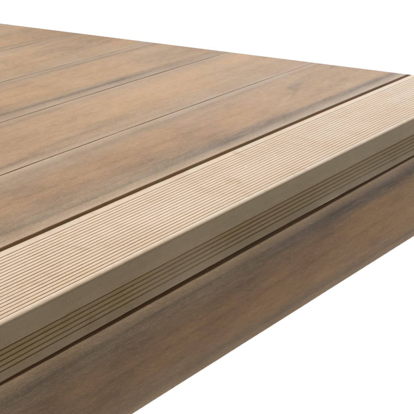Deck Compósito CDECK WUUDE na cor Natural Beech com degrau
